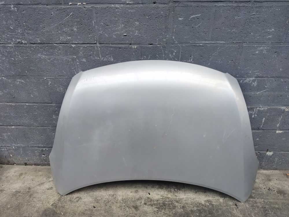 CAPOT SUZUKI - Vue 1